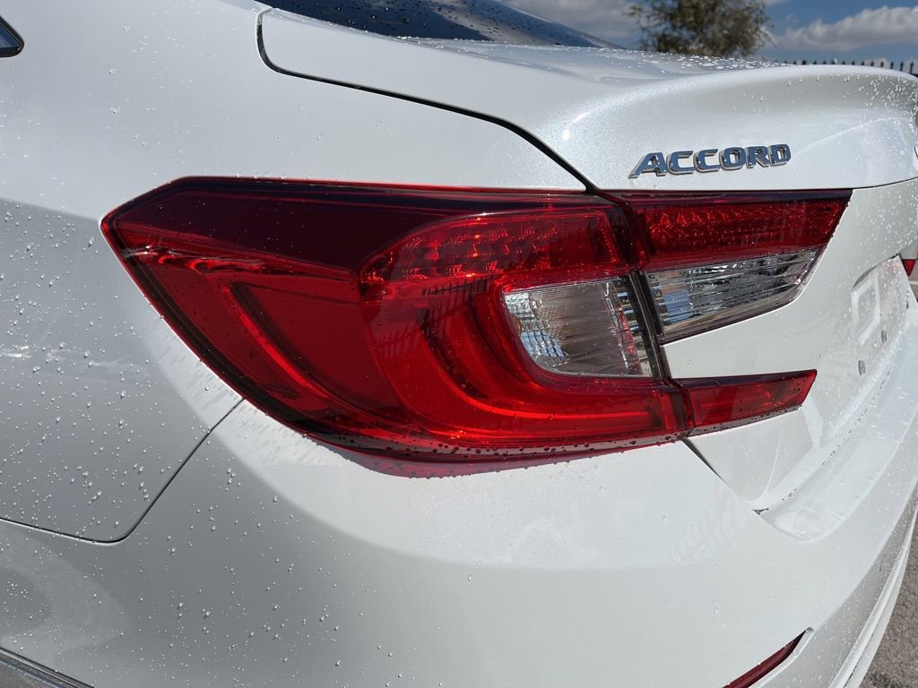 Used 2020 Honda Accord Touring image 7