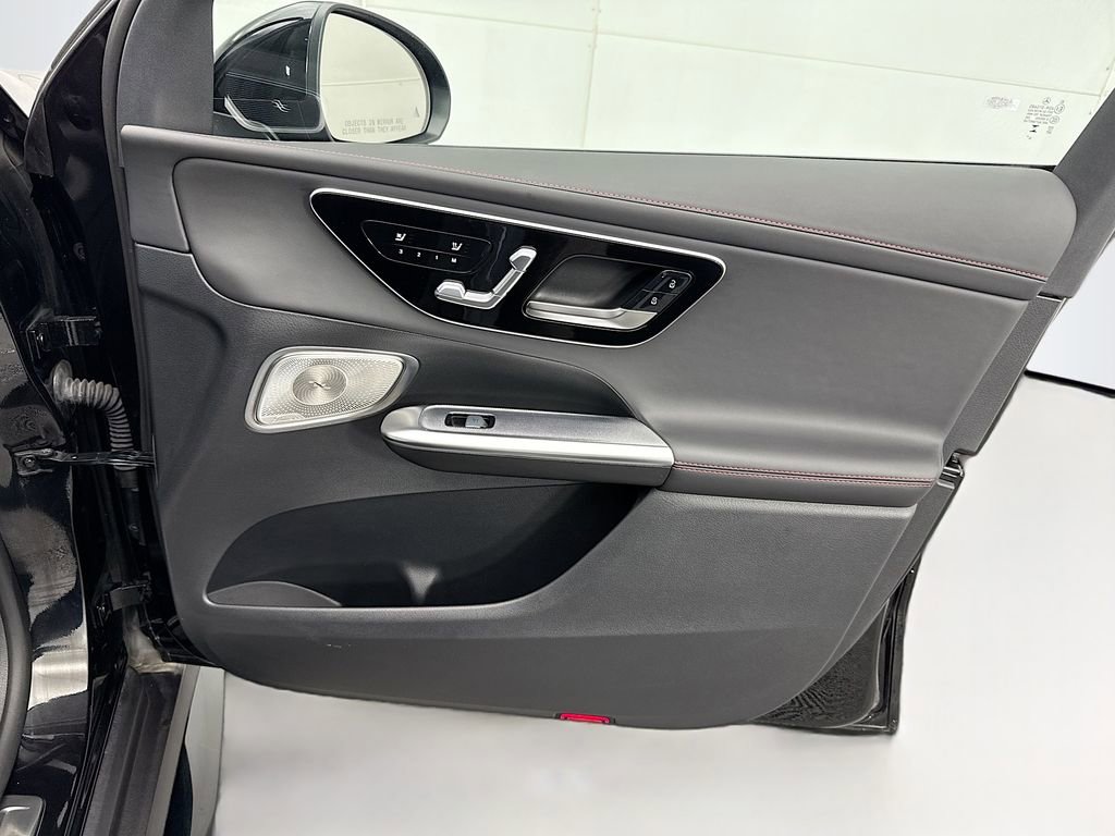 Certified 2025 Mercedes-Benz GLC 43 AMG 4MATIC image 24