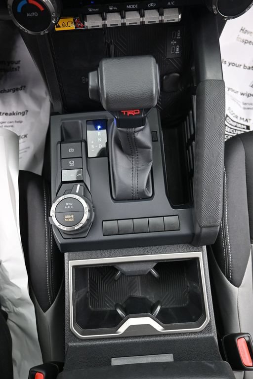 Used 2024 Toyota Tacoma TRD Sport AWD/4WD image 22