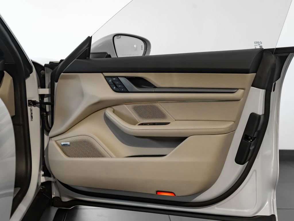 New 2026 Porsche Taycan image 26