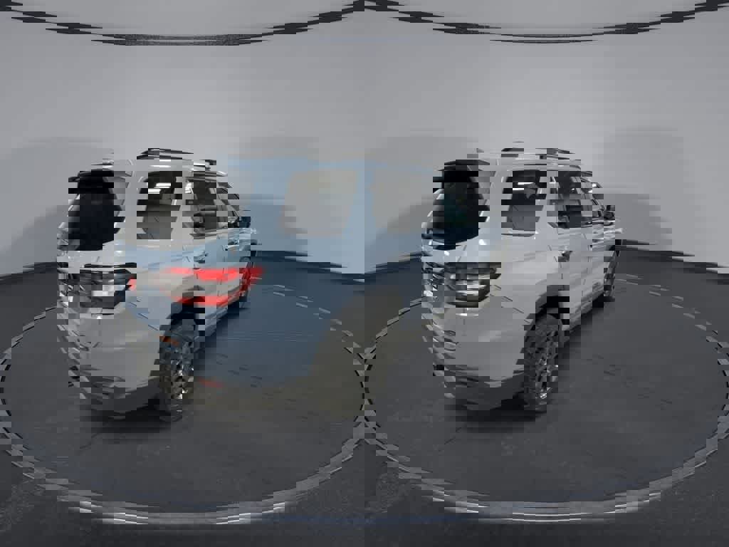 Used 2024 Honda Pilot TrailSport image 8