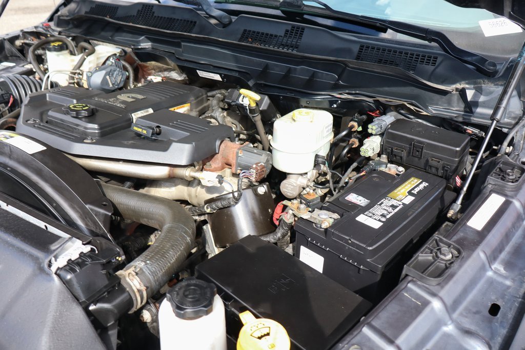 Used 2015 RAM 3500 Tradesman w/ Chrome Appearance Group image 13