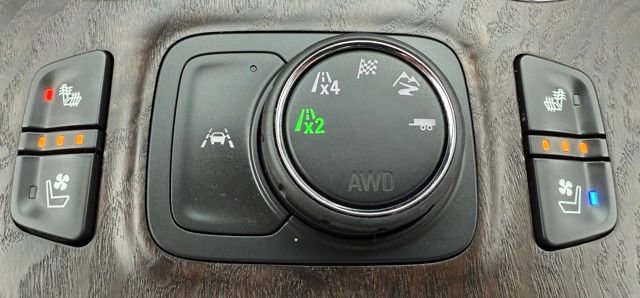 Used 2023 GMC Acadia Denali w/ Denali Ultimate Package image 35