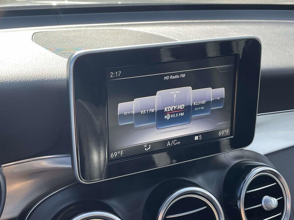 Used 2019 Mercedes-Benz GLC 300 4MATIC Coupe image 14