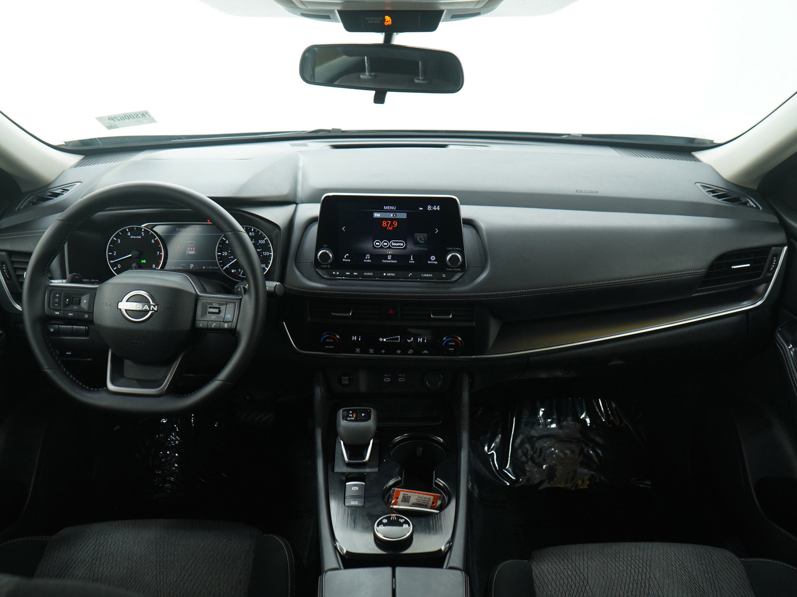 Used 2025 Nissan Rogue SV image 13