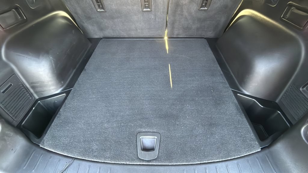 Used 2023 Chevrolet Blazer LT FWD image 13