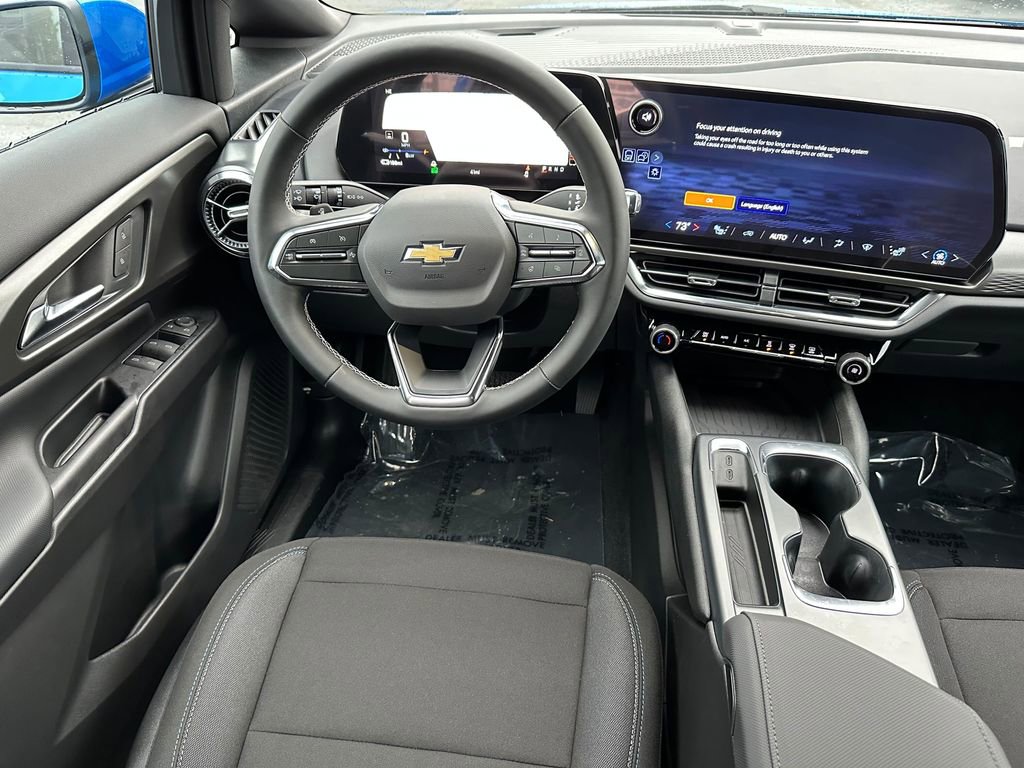 New 2026 Chevrolet Equinox EV LT image 17