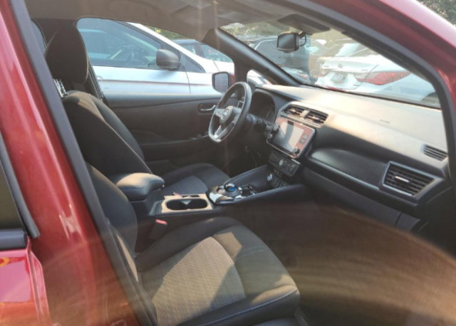 Certified 2024 Nissan Leaf SV Plus FWD image 7