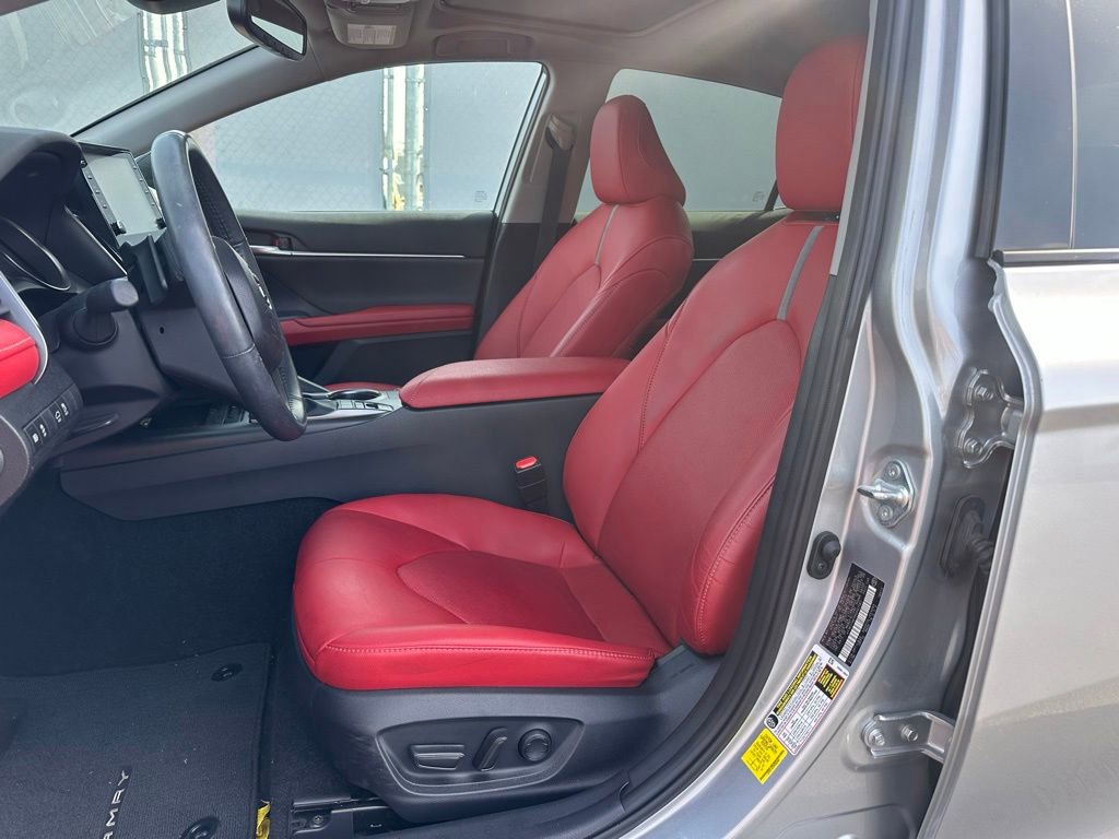 Used 2024 Toyota Camry XSE w/ Navigation Package FWD image 9
