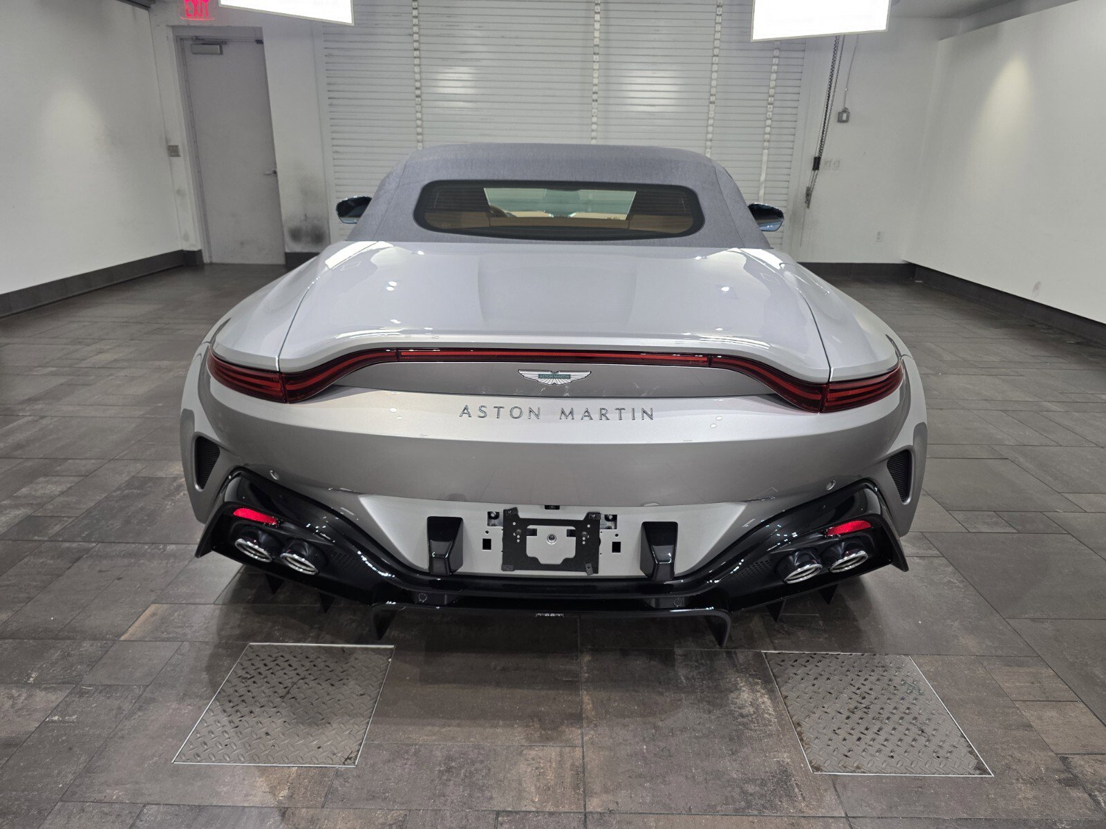 New 2026 Aston Martin V8 Vantage Roadster RWD image 23
