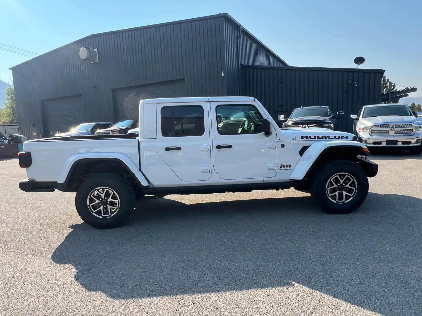 New 2025 Jeep Gladiator Rubicon image 9