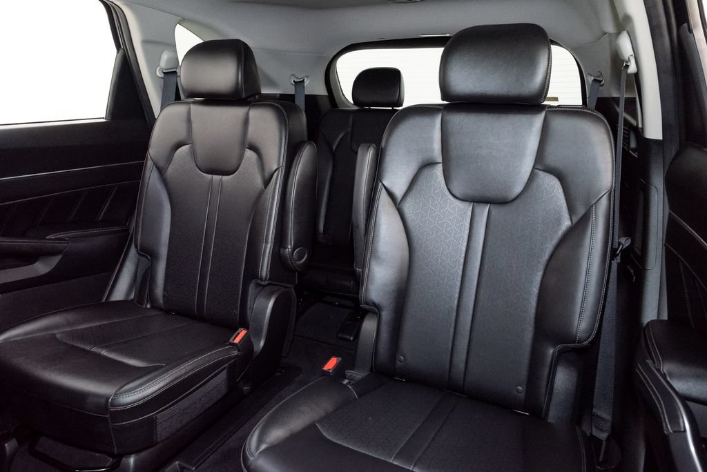 Used 2023 Kia Sorento SX AWD/4WD image 25