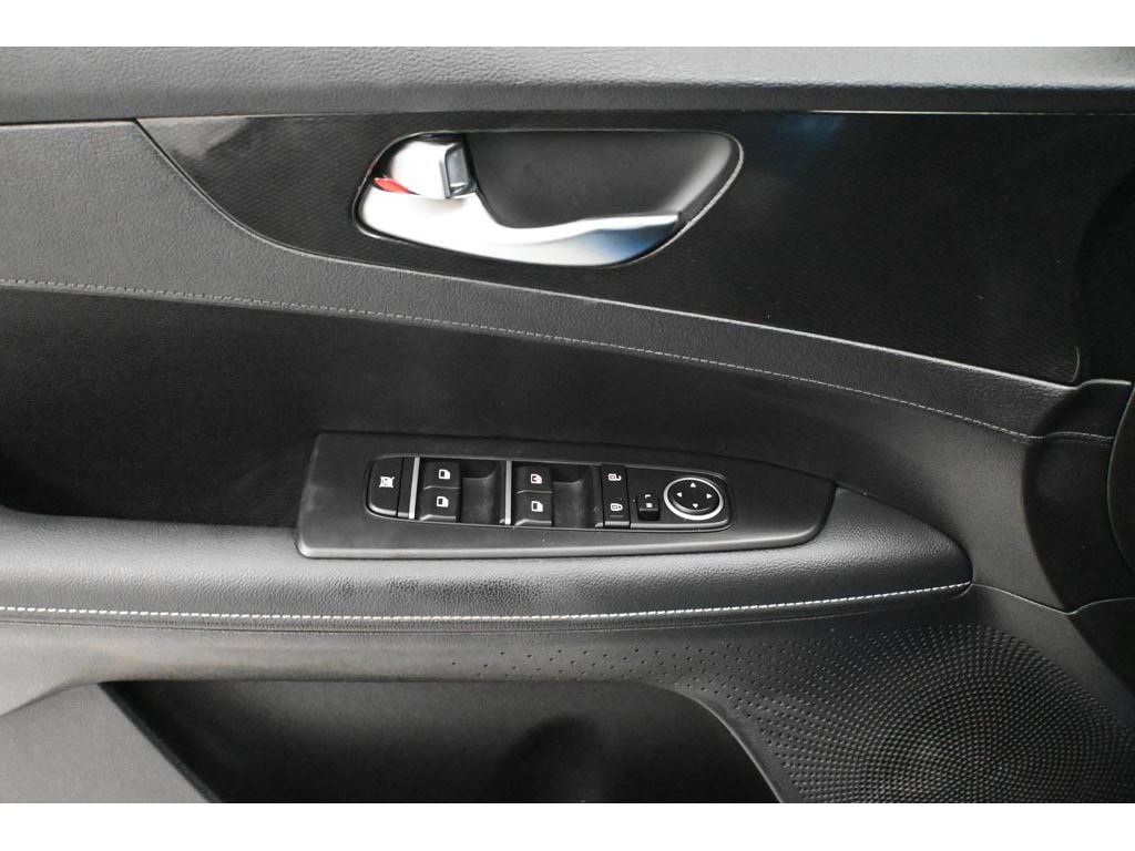Certified 2023 Kia Forte GT-Line FWD image 29
