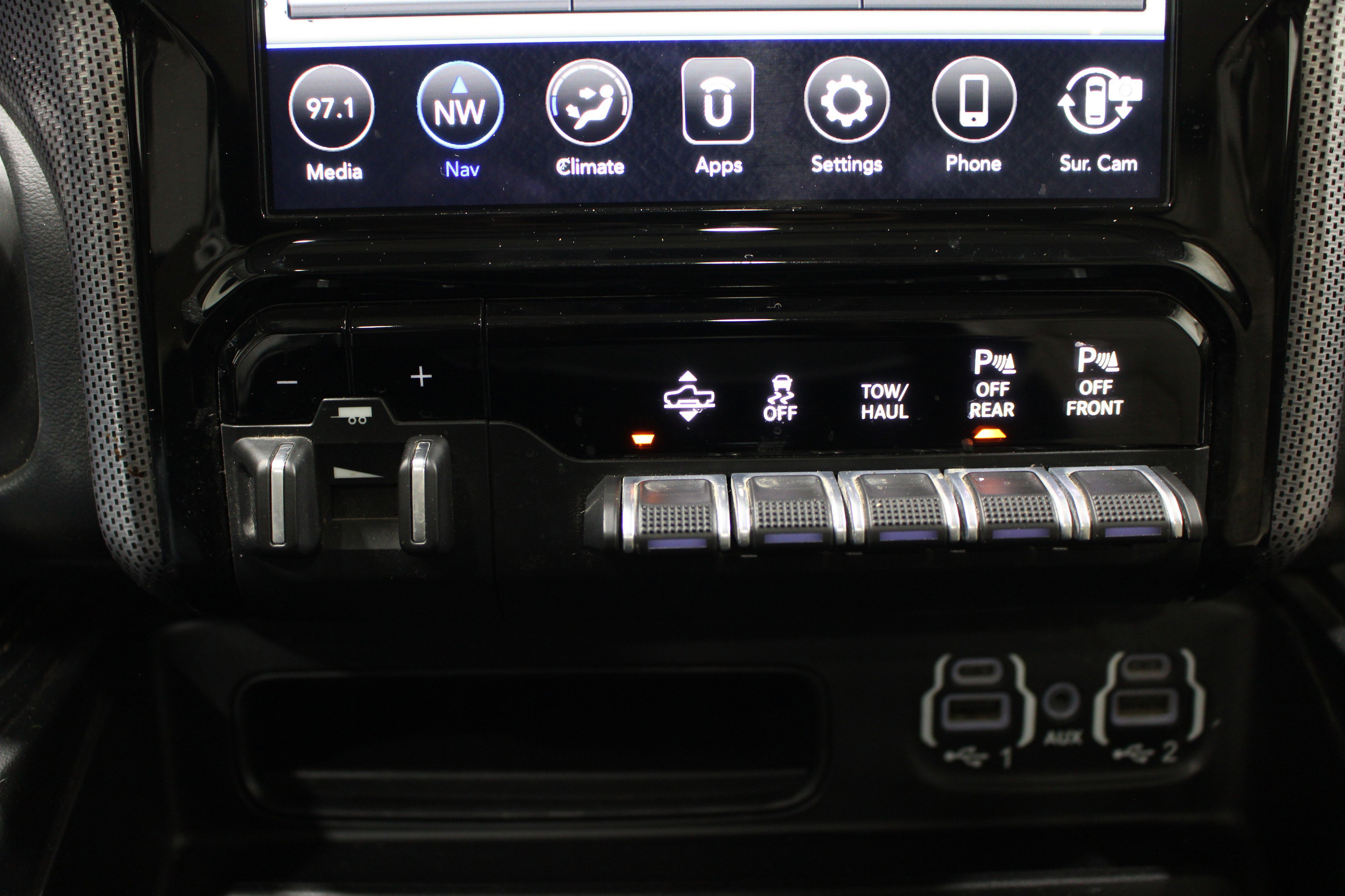 Used 2021 RAM 1500 Limited AWD/4WD image 17