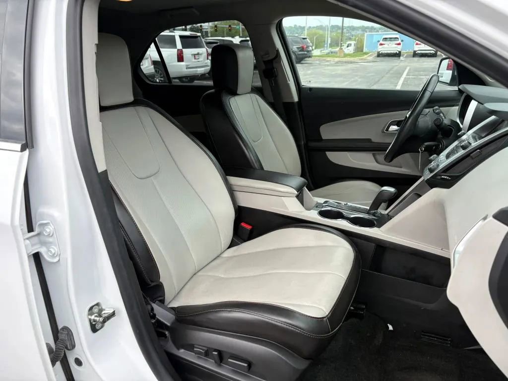 Used 2015 Chevrolet Equinox LTZ AWD/4WD image 16