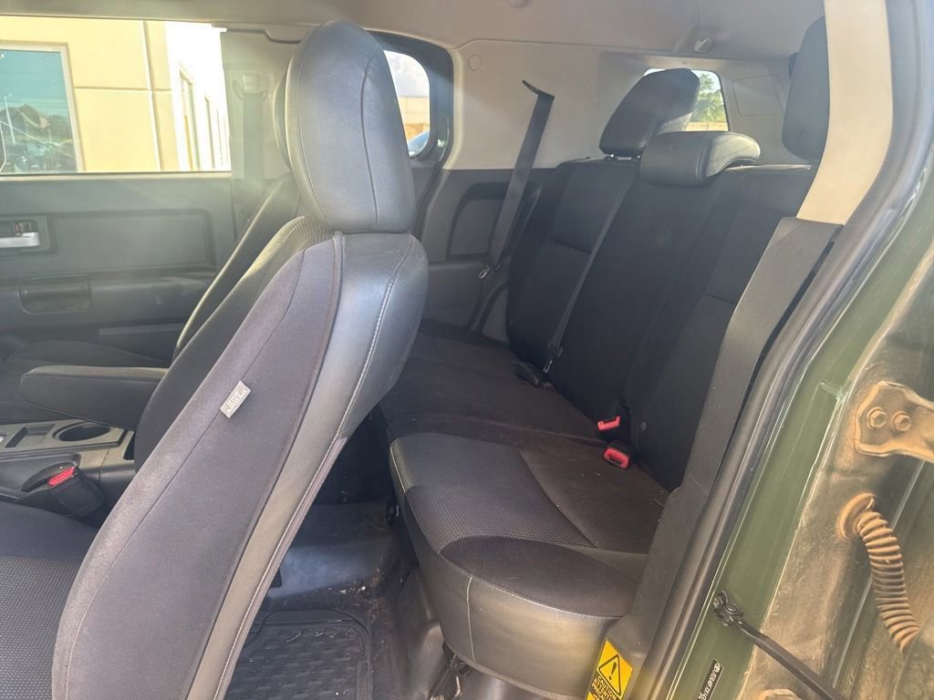 Used 2012 Toyota FJ Cruiser 4WD w/ Convenience Pkg image 23