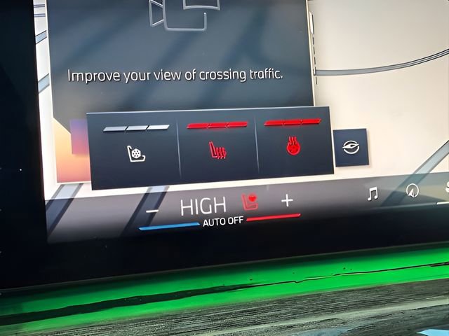 Used 2023 BMW 740i 740i w/ Executive Package image 23