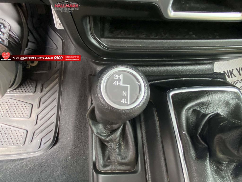 Used 2021 Jeep Gladiator Sport image 19