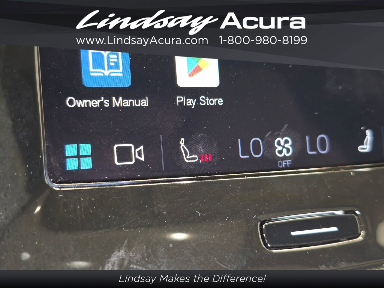 Used 2024 Volvo XC40 B5 Ultimate image 19