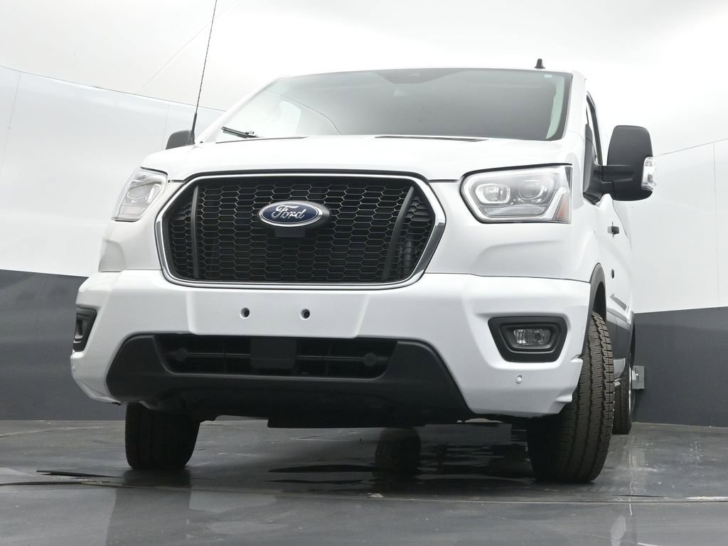 Used 2023 Ford Transit 350 XLT image 27