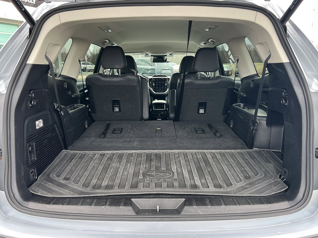 Used 2023 Subaru Ascent Limited image 7