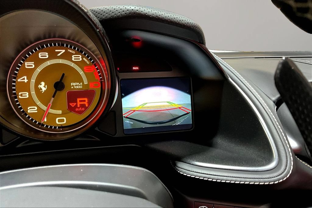 Used 2023 Ferrari 812 GTS RWD image 14