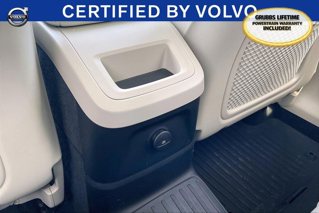 Used 2023 Volvo XC60 T8 Ultimate w/ Protection Package Premier image 31