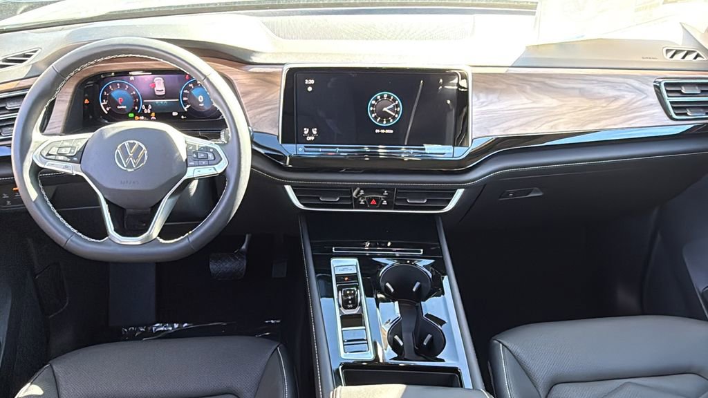 New 2026 Volkswagen Atlas SE FWD image 13
