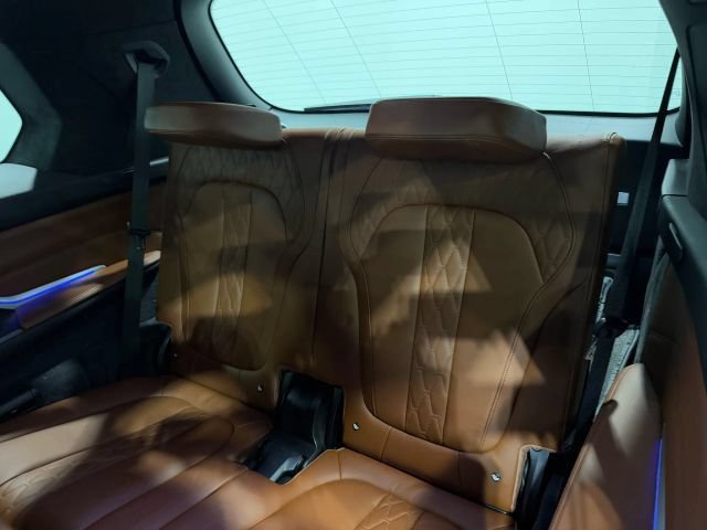 Used 2019 BMW X7 xDrive50i w/ Dynamic Handling Package AWD/4WD image 76