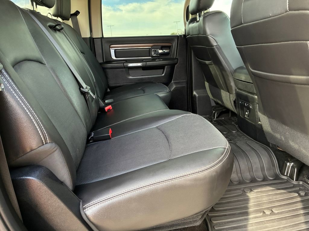 Used 2015 RAM 1500 Laramie w/ Convenience Group image 5