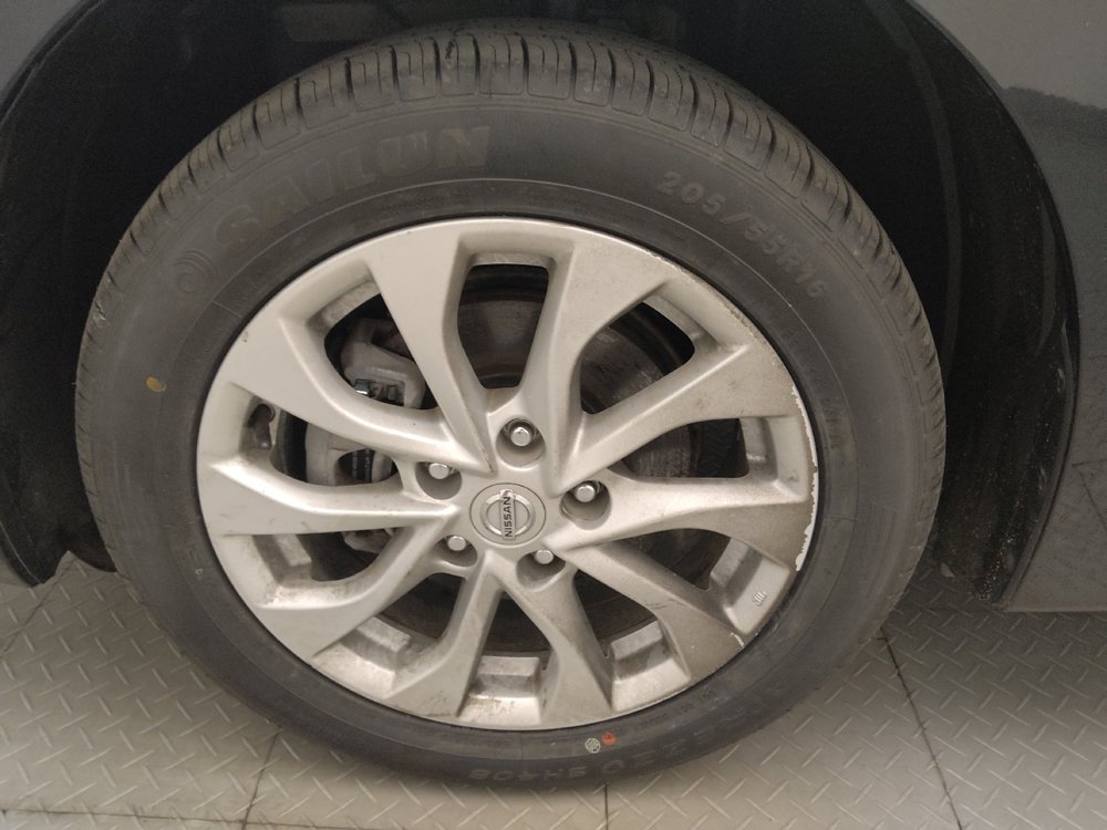 Used 2019 Nissan Sentra SV FWD image 31