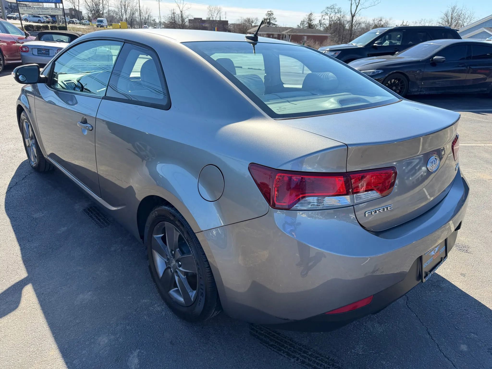 Used 2010 Kia Forte Koup EX FWD image 5