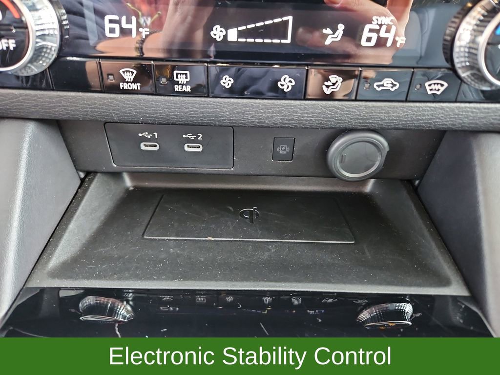 Used 2025 Mitsubishi Outlander AWD image 21
