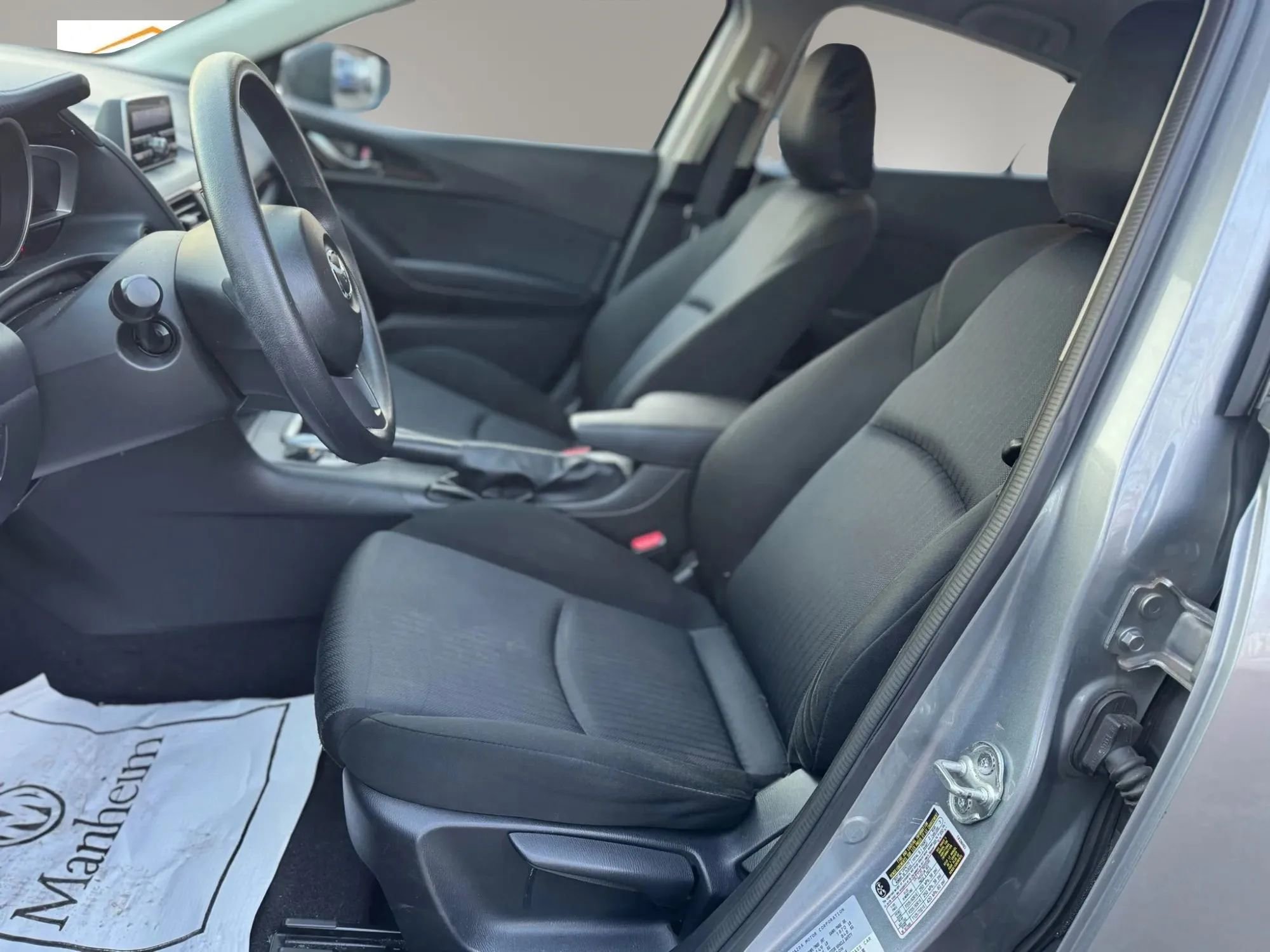 Used 2014 MAZDA MAZDA3 i Sport image 10