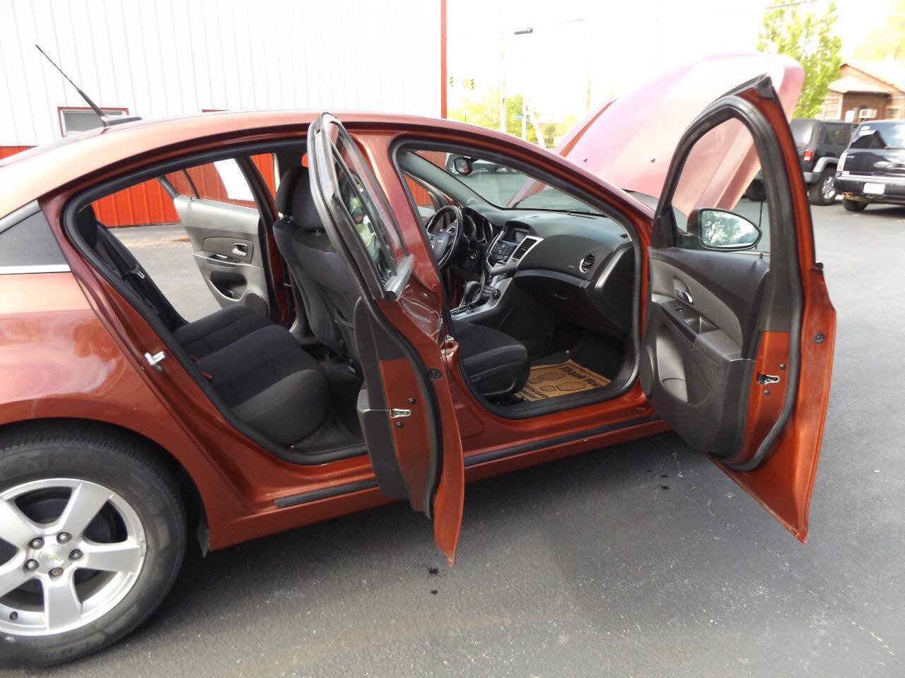 Used 2013 Chevrolet Cruze LT image 20