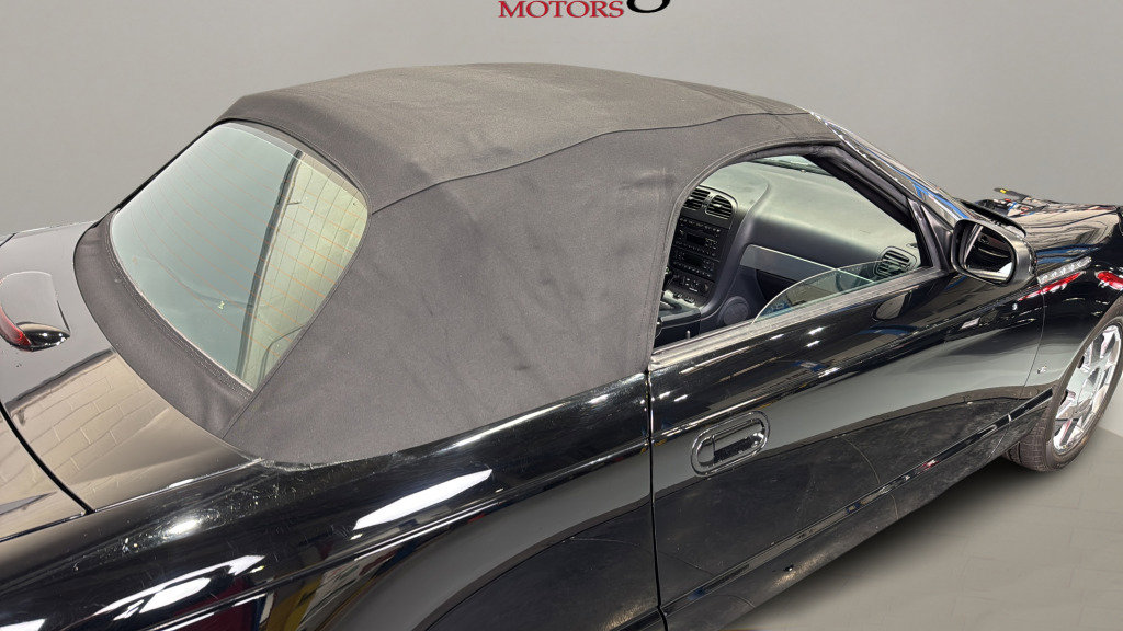 Used 2003 Ford Thunderbird Deluxe image 25