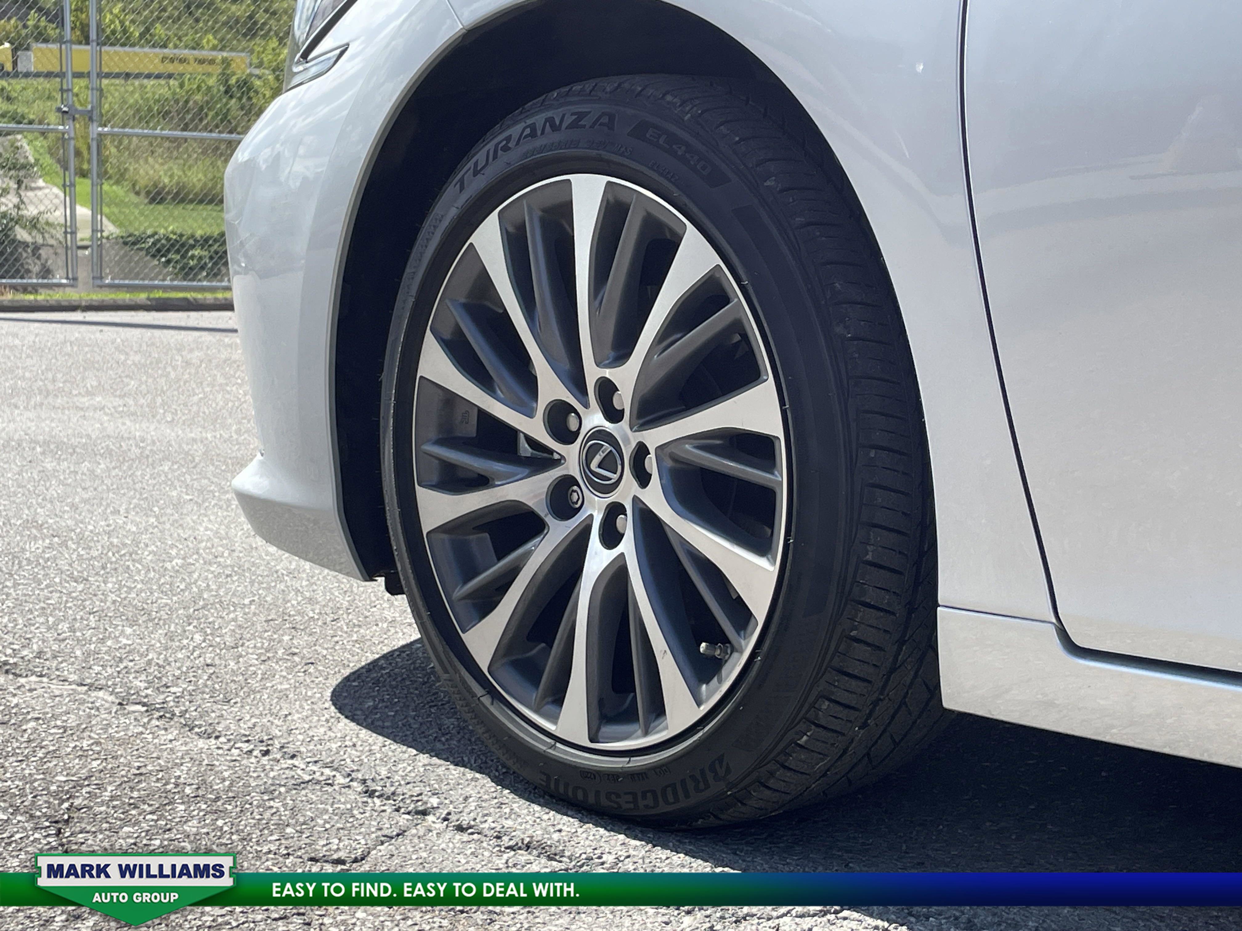 Used 2021 Lexus ES 250 w/ Premium Package image 10