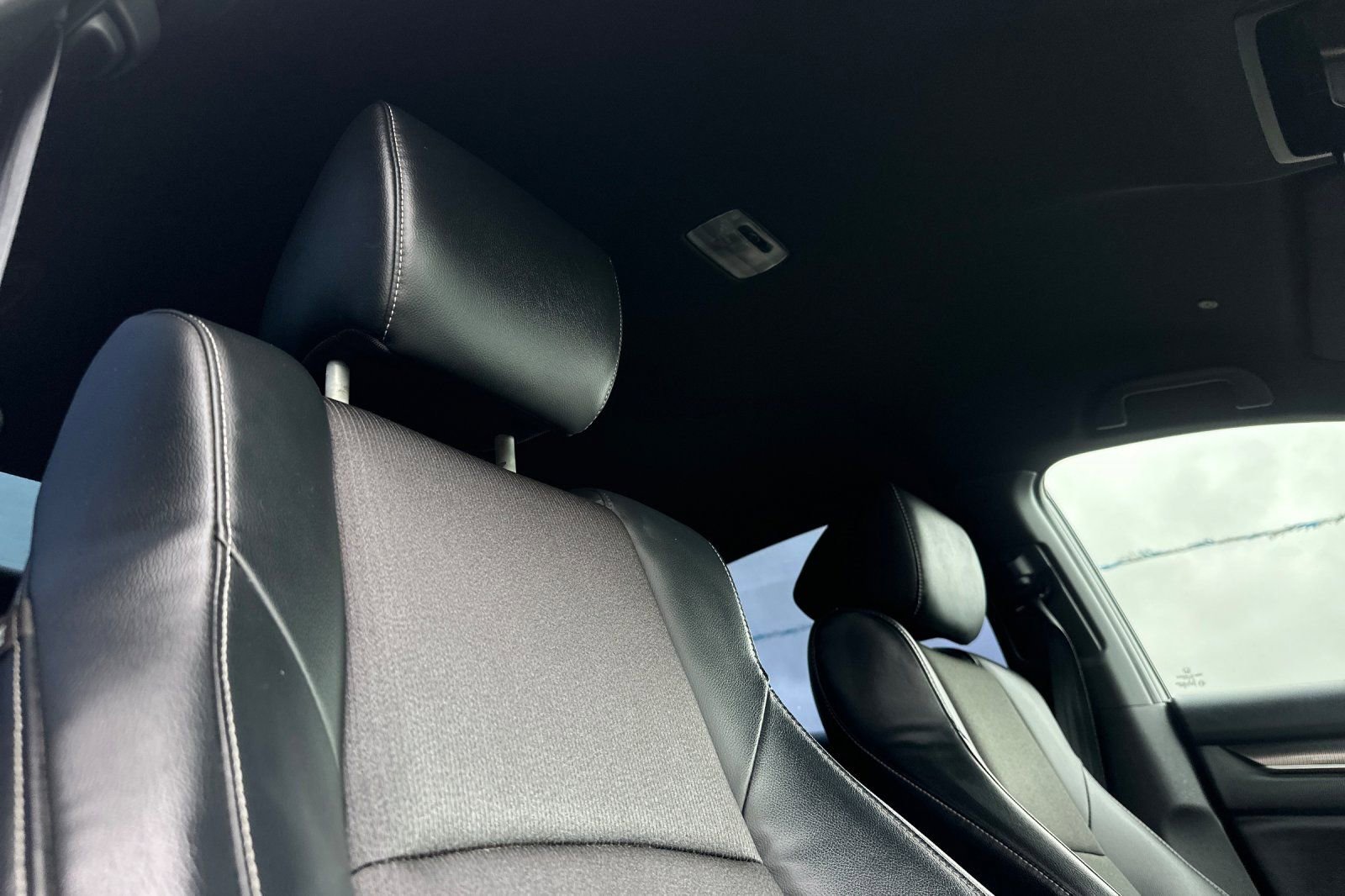 Used 2018 Honda Accord Sport image 16