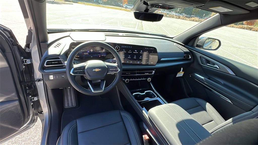 New 2026 Chevrolet Traverse LT w/ Driver Confidence Package image 19