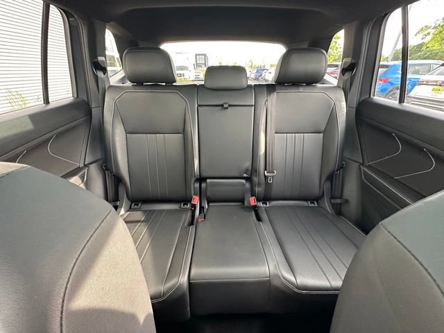 Used 2023 Volkswagen Tiguan SE R-Line AWD/4WD image 26