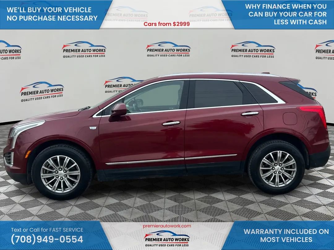 Used 2017 Cadillac XT5 Luxury w/ Driver Awareness Package FWD image 9