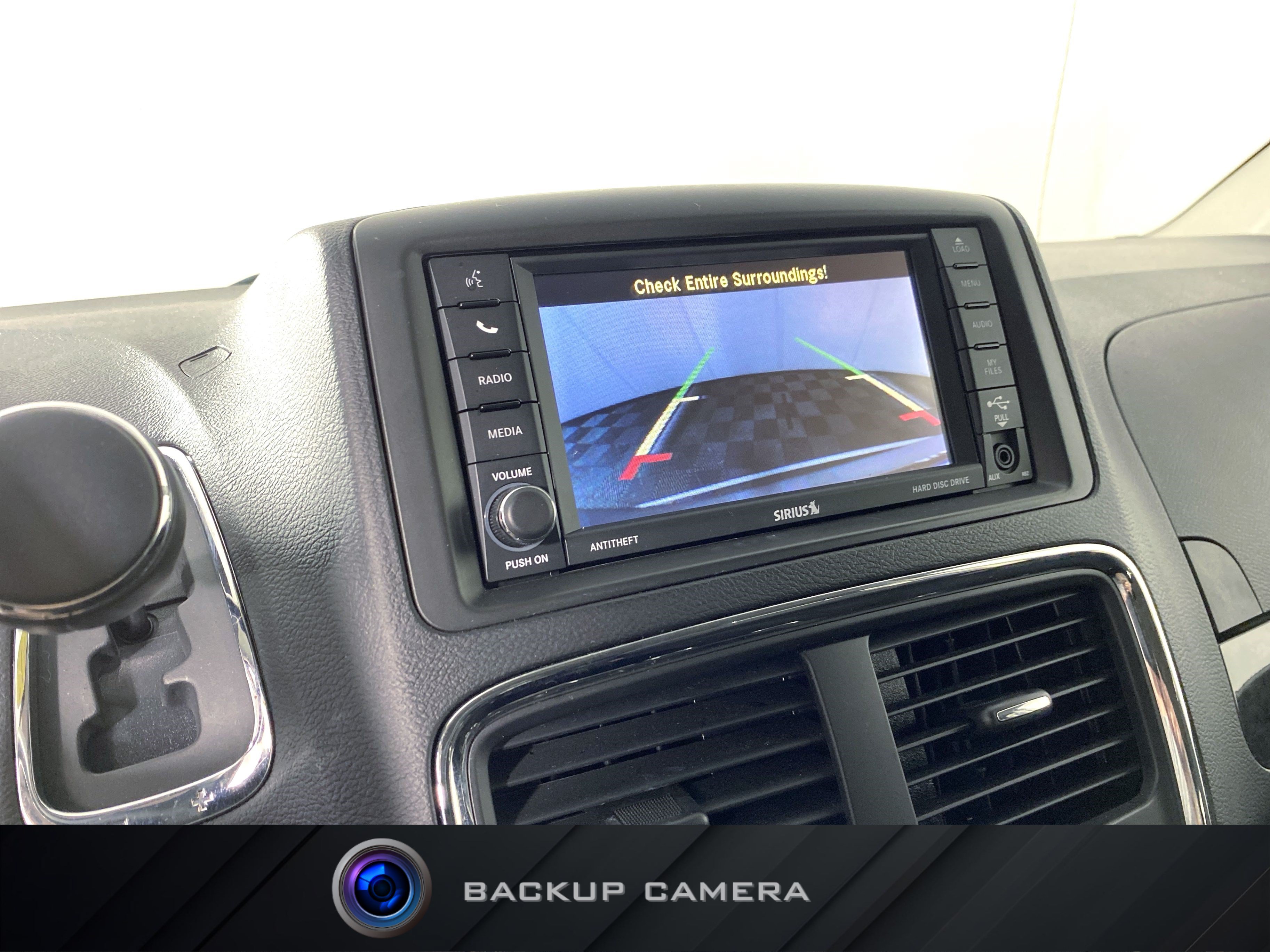 Used 2017 Dodge Grand Caravan SE w/ Power Window Group FWD image 2