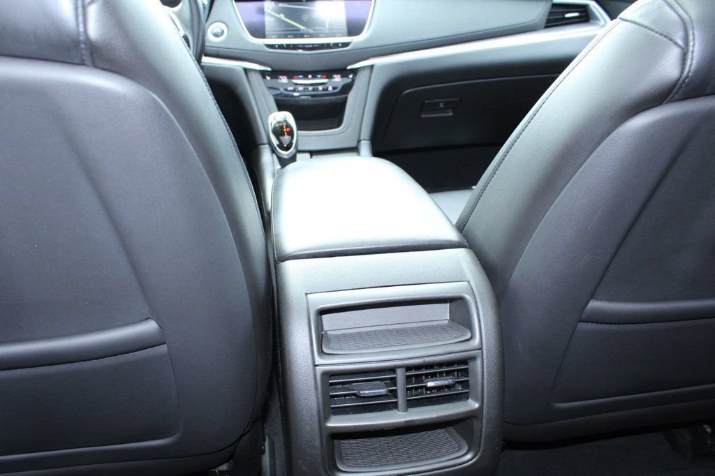 Used 2018 Cadillac XT5 Luxury w/ Driver Awareness Package FWD image 35