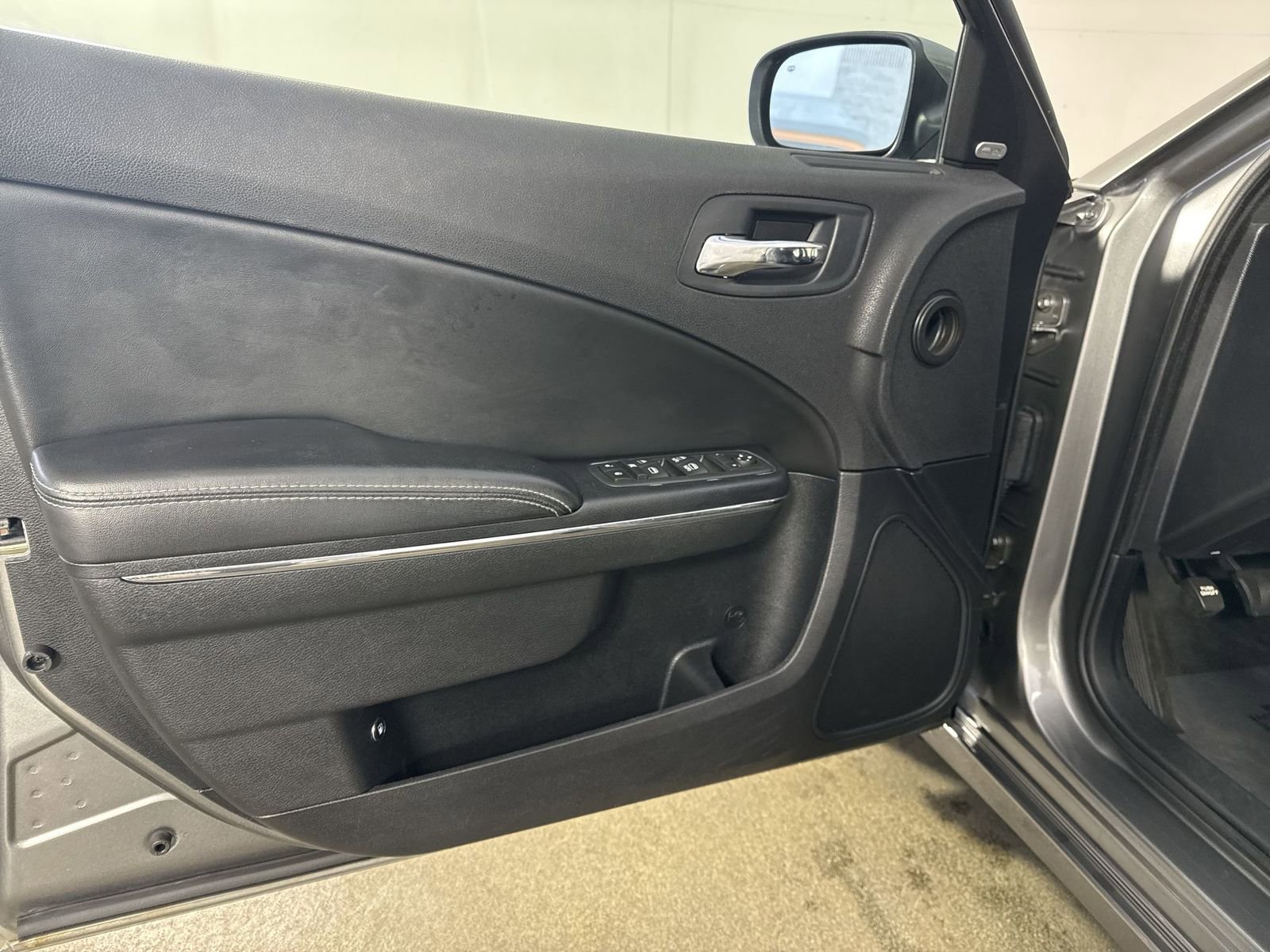 Used 2012 Dodge Charger SXT Plus image 19