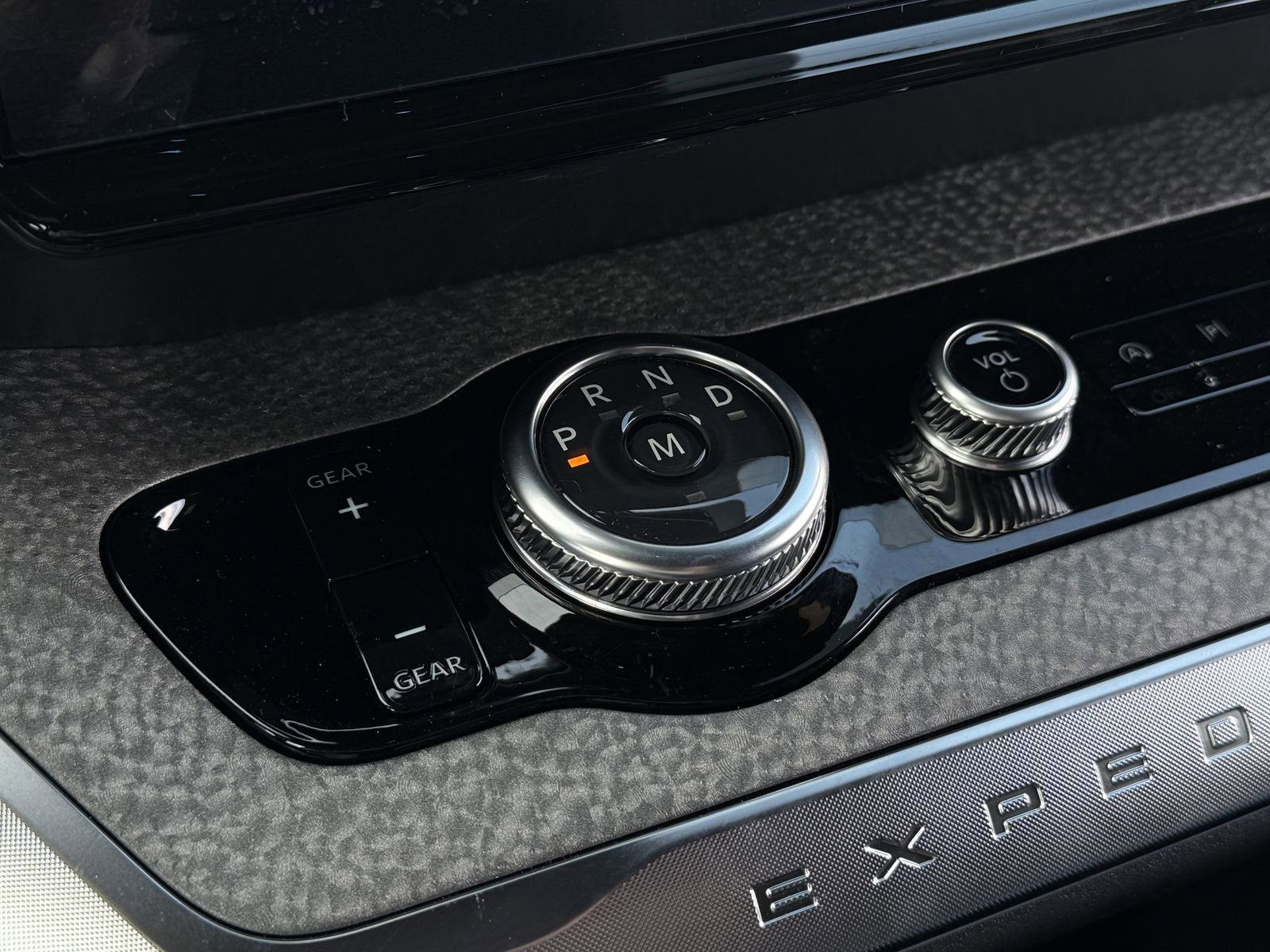 New 2026 Ford Expedition Tremor image 15