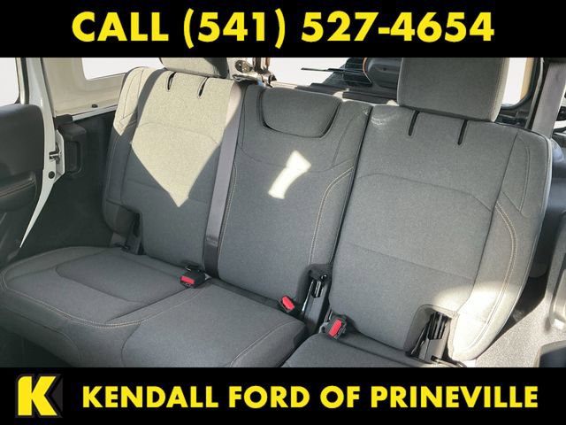 Used 2024 Jeep Wrangler Sahara AWD/4WD image 13