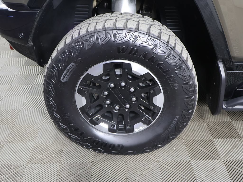 Used 2025 GMC Hummer EV 2X w/ Extreme Off-Road Package AWD/4WD image 24