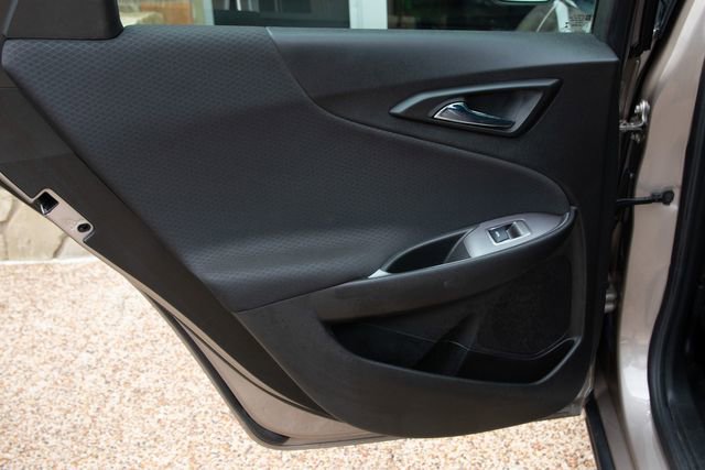 Used 2022 Chevrolet Malibu LS FWD image 29