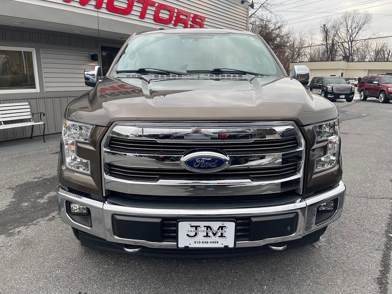 Used 2017 Ford F150 Lariat image 2