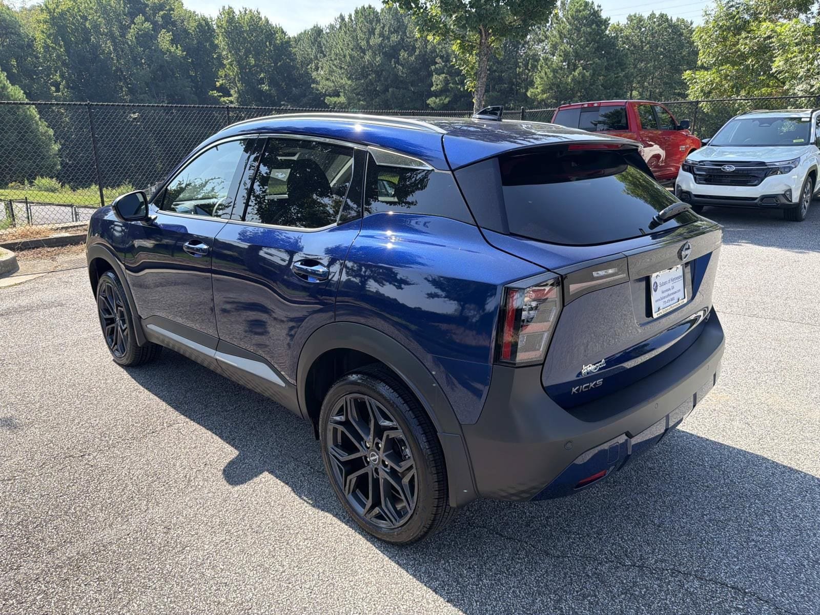 Used 2026 Nissan Kicks SR FWD image 5